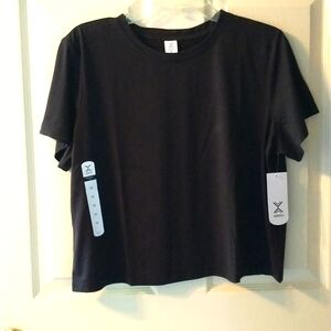 NWT Xersion short sleeve tee,size M, black